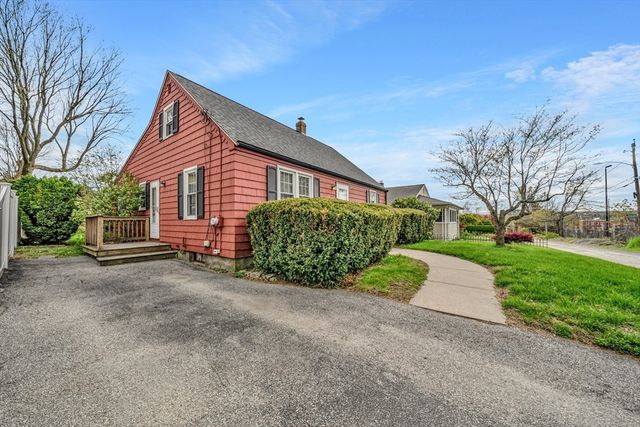 100 Assumption Avenue, Worcester, MA 01606