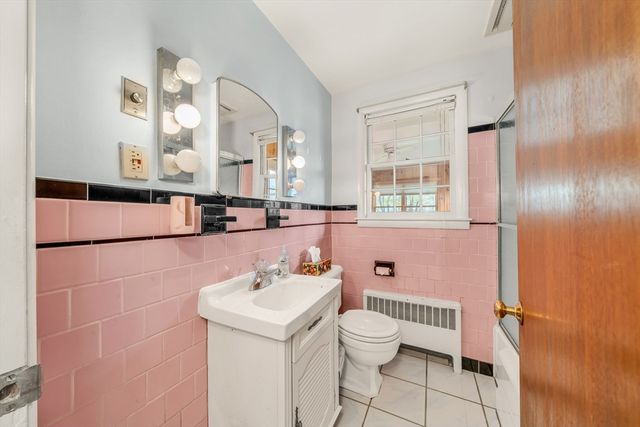 100 Assumption Avenue, Worcester, MA 01606