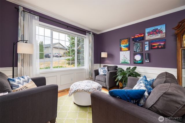 1014 S 38th Place, Mount Vernon, WA 98274