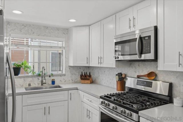 10180 Palm Glen Dr 53, Santee, CA 92071