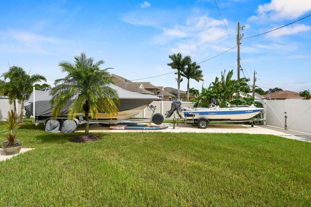 3797 SW Carmody Street, Port St Lucie, FL 34953