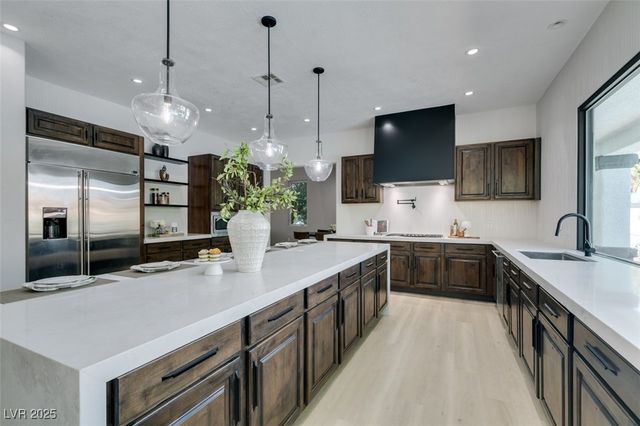 2200 Paseo Court, Las Vegas, NV 89117