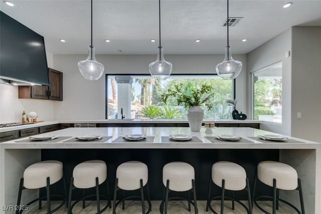 2200 Paseo Court, Las Vegas, NV 89117