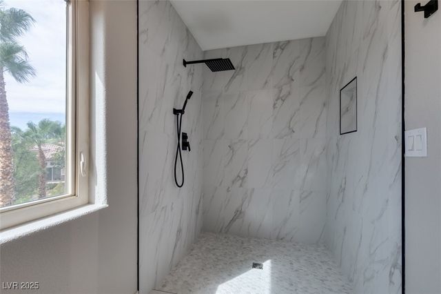 2200 Paseo Court, Las Vegas, NV 89117