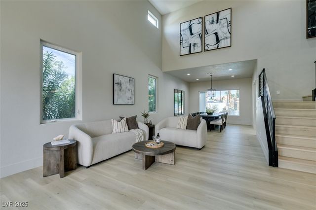 2200 Paseo Court, Las Vegas, NV 89117