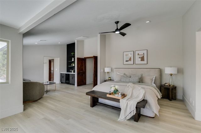 2200 Paseo Court, Las Vegas, NV 89117