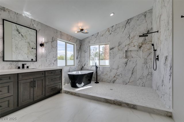 2200 Paseo Court, Las Vegas, NV 89117