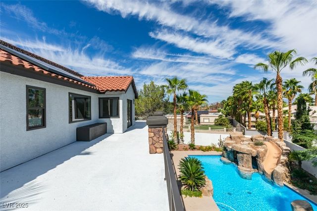 2200 Paseo Court, Las Vegas, NV 89117