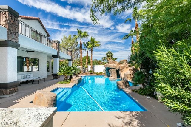 2200 Paseo Court, Las Vegas, NV 89117