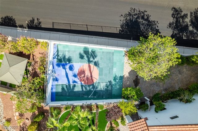 2200 Paseo Court, Las Vegas, NV 89117