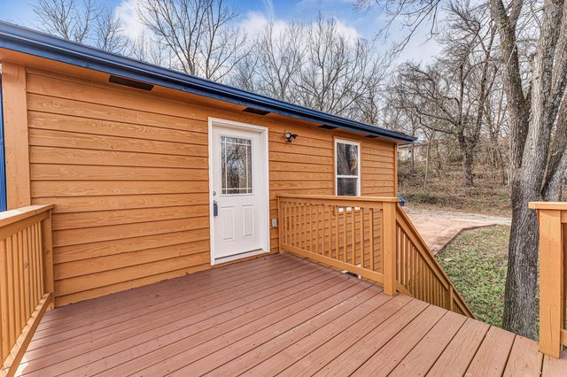 173 Princeton Avenue, Hollister, MO 65672