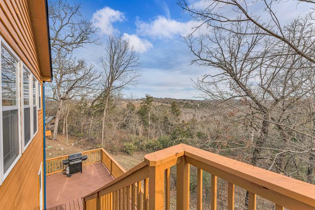 173 Princeton Avenue, Hollister, MO 65672