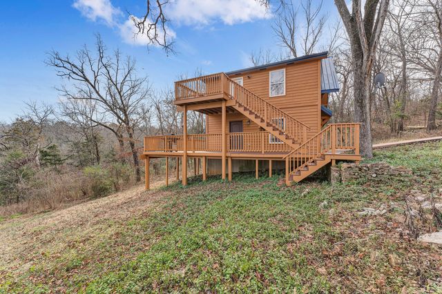 173 Princeton Avenue, Hollister, MO 65672