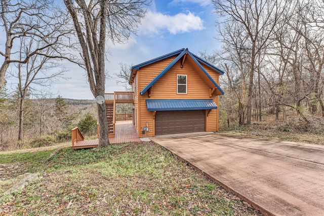 173 Princeton Avenue, Hollister, MO 65672