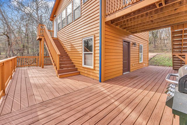 173 Princeton Avenue, Hollister, MO 65672