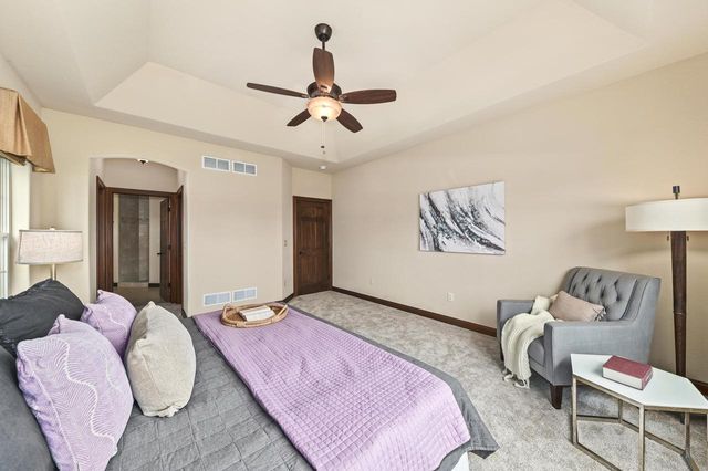 W197N5635 Powell DRIVE, Menomonee Falls, WI 53051