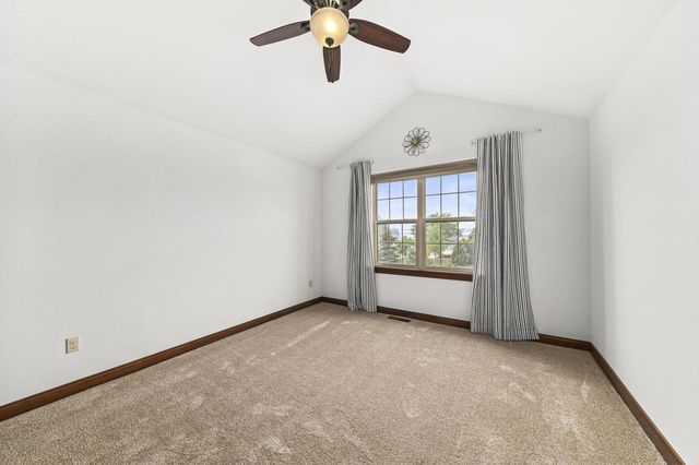 W197N5635 Powell DRIVE, Menomonee Falls, WI 53051