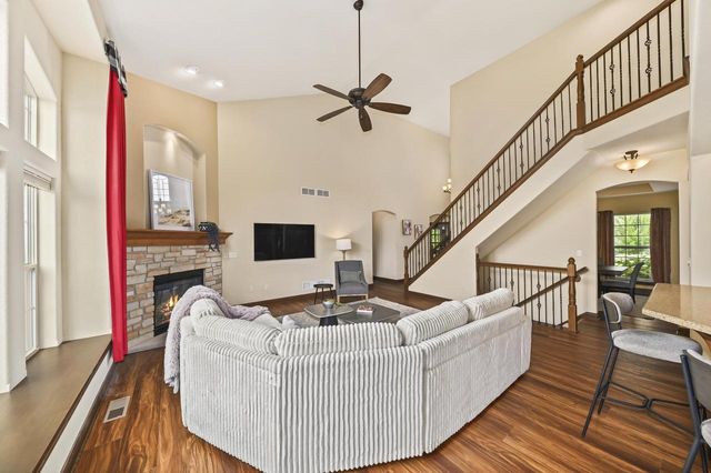 W197N5635 Powell DRIVE, Menomonee Falls, WI 53051