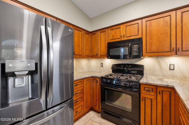 14014 N Trade Winds Way, Oro Valley, AZ 85755