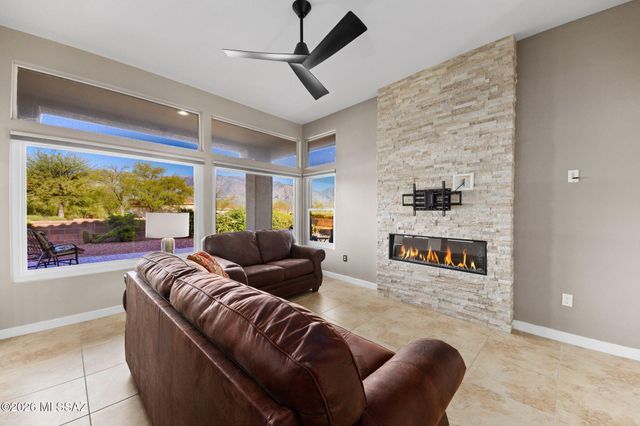 14014 N Trade Winds Way, Oro Valley, AZ 85755