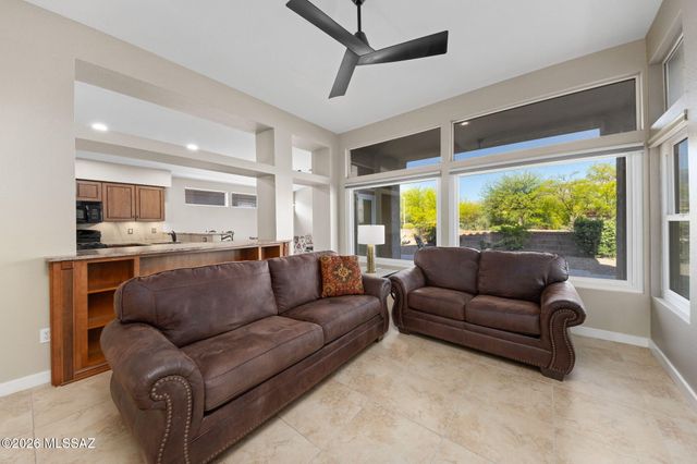 14014 N Trade Winds Way, Oro Valley, AZ 85755