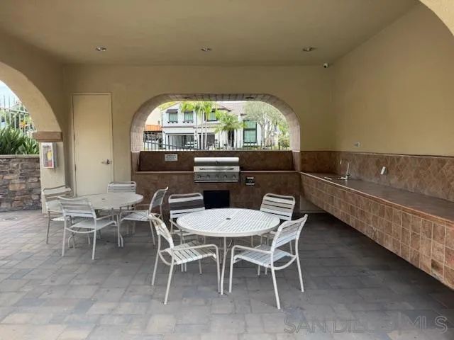 2466 Falcon Valley, Chula Vista, CA 91914