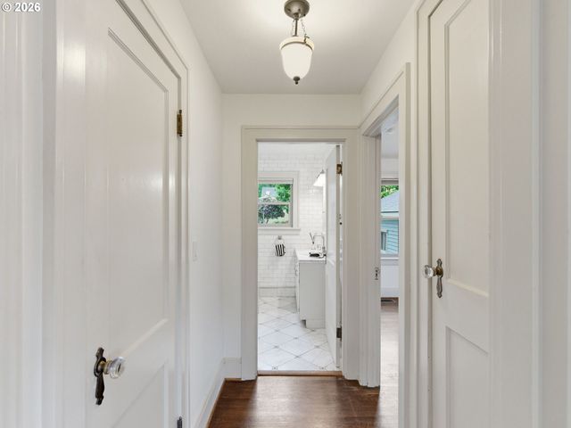 1584 N PRESCOTT St, Portland, OR 97217
