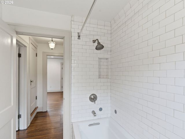 1584 N PRESCOTT St, Portland, OR 97217