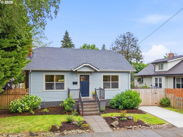 1584 N PRESCOTT St, Portland, OR 97217
