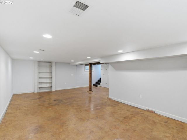1584 N PRESCOTT St, Portland, OR 97217