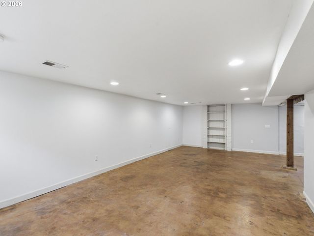 1584 N PRESCOTT St, Portland, OR 97217