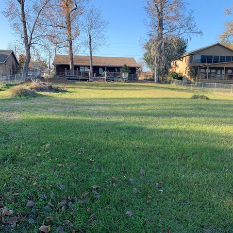 344 Birch Drive, Onalaska, TX 77360