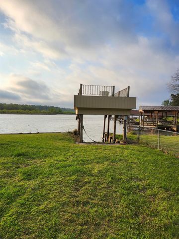 344 Birch Drive, Onalaska, TX 77360