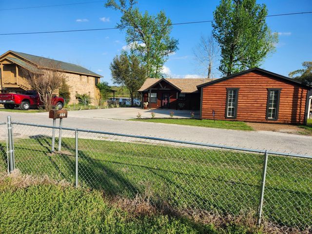 344 Birch Drive, Onalaska, TX 77360