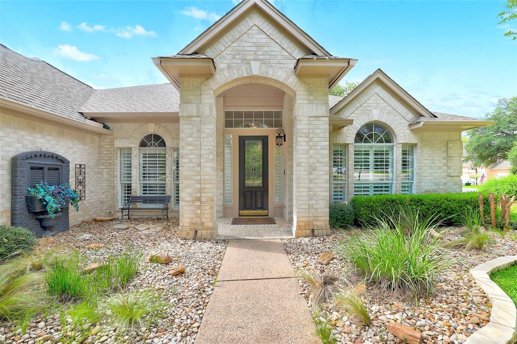 31000 Clearwater CT, Georgetown, TX 78628