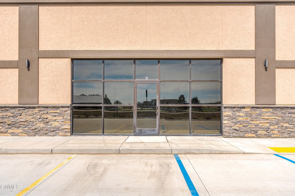 105 Mcdougall Drive N, Lincoln, ND 58504 photo 10