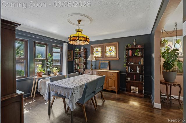 461 Manor Street, Grosse Pointe Farms, MI 48236