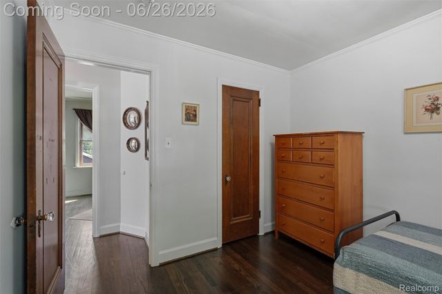 461 Manor Street, Grosse Pointe Farms, MI 48236