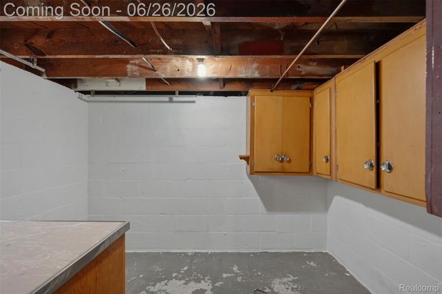 461 Manor Street, Grosse Pointe Farms, MI 48236