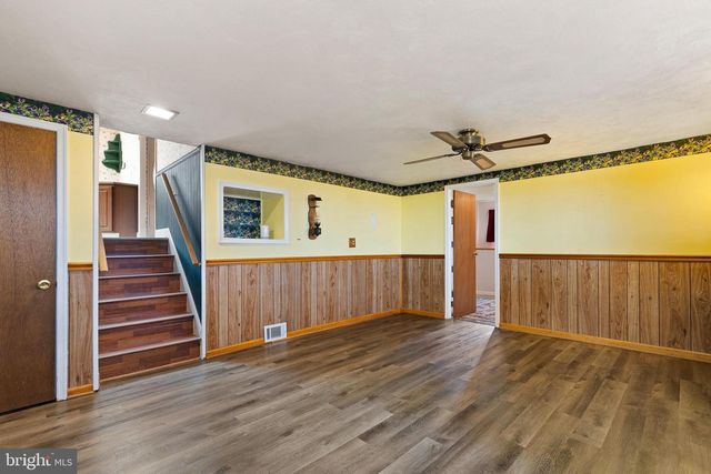 12 GRANVILLE LN, Newark, DE 19713