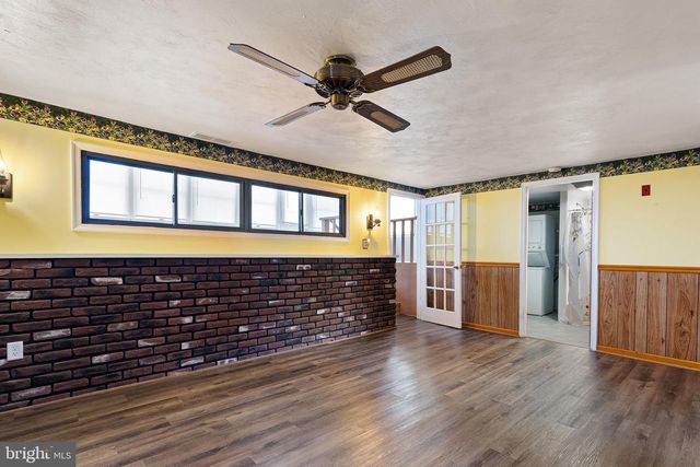 12 GRANVILLE LN, Newark, DE 19713