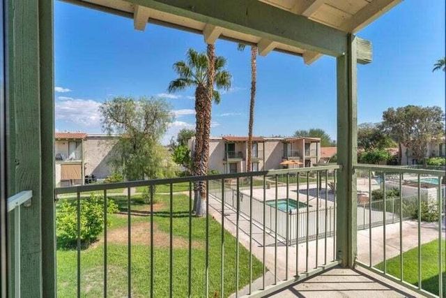 34 Lakeview Circle, Cathedral City, CA 92234