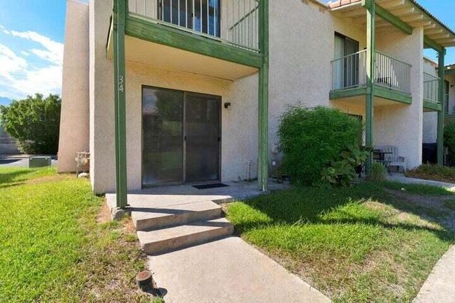 34 Lakeview Circle, Cathedral City, CA 92234