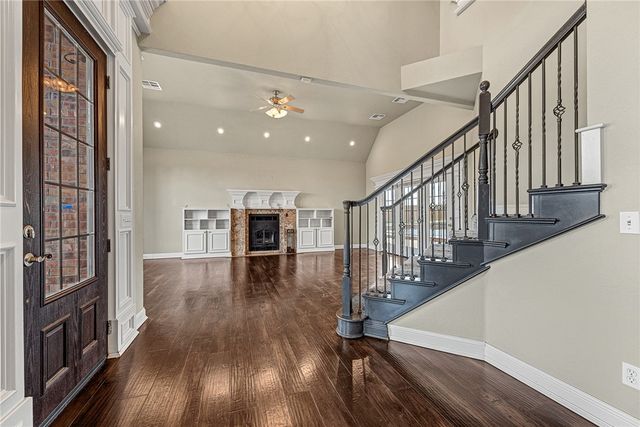 515 Candlelight Circle, Elm Springs, AR 72762