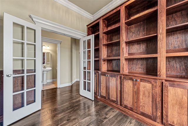 515 Candlelight Circle, Elm Springs, AR 72762