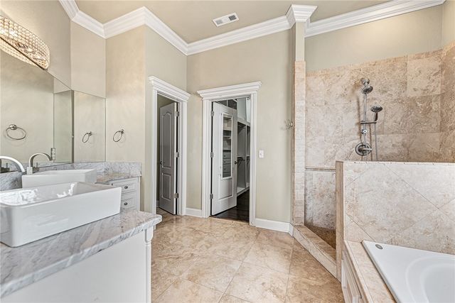 515 Candlelight Circle, Elm Springs, AR 72762