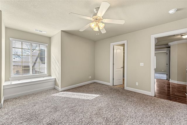 515 Candlelight Circle, Elm Springs, AR 72762