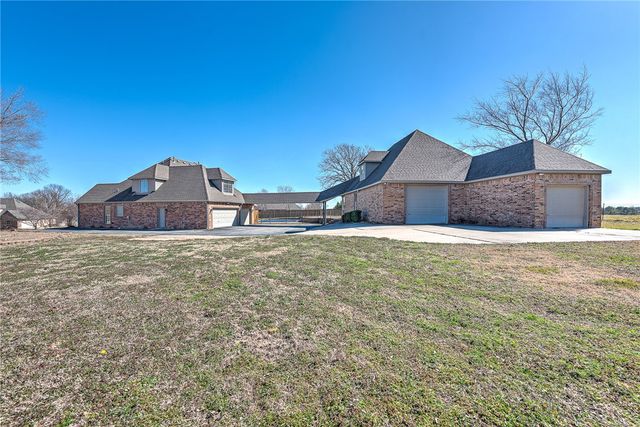 515 Candlelight Circle, Elm Springs, AR 72762