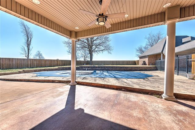 515 Candlelight Circle, Elm Springs, AR 72762