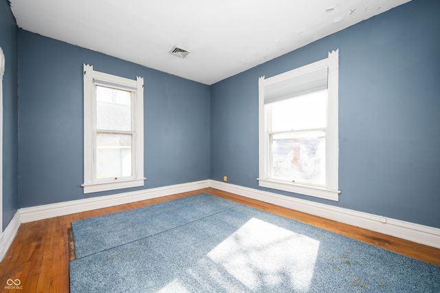 206 E John Street, Alexandria, IN 46001